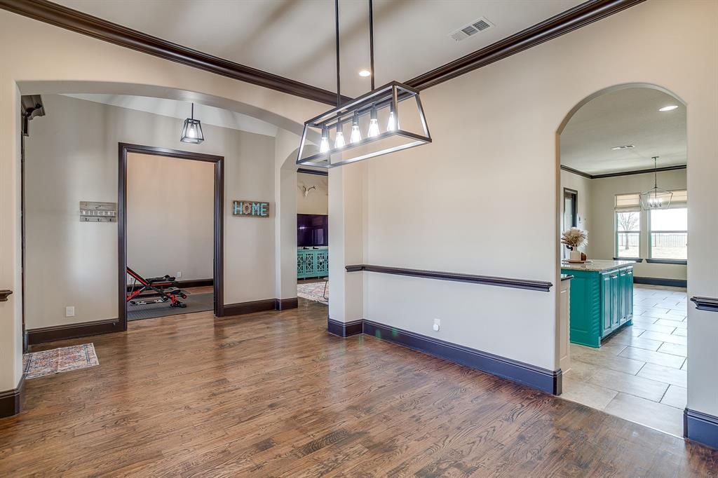 8613 Tuscan Way Godley, TX 76044 - Photo 9 of 40