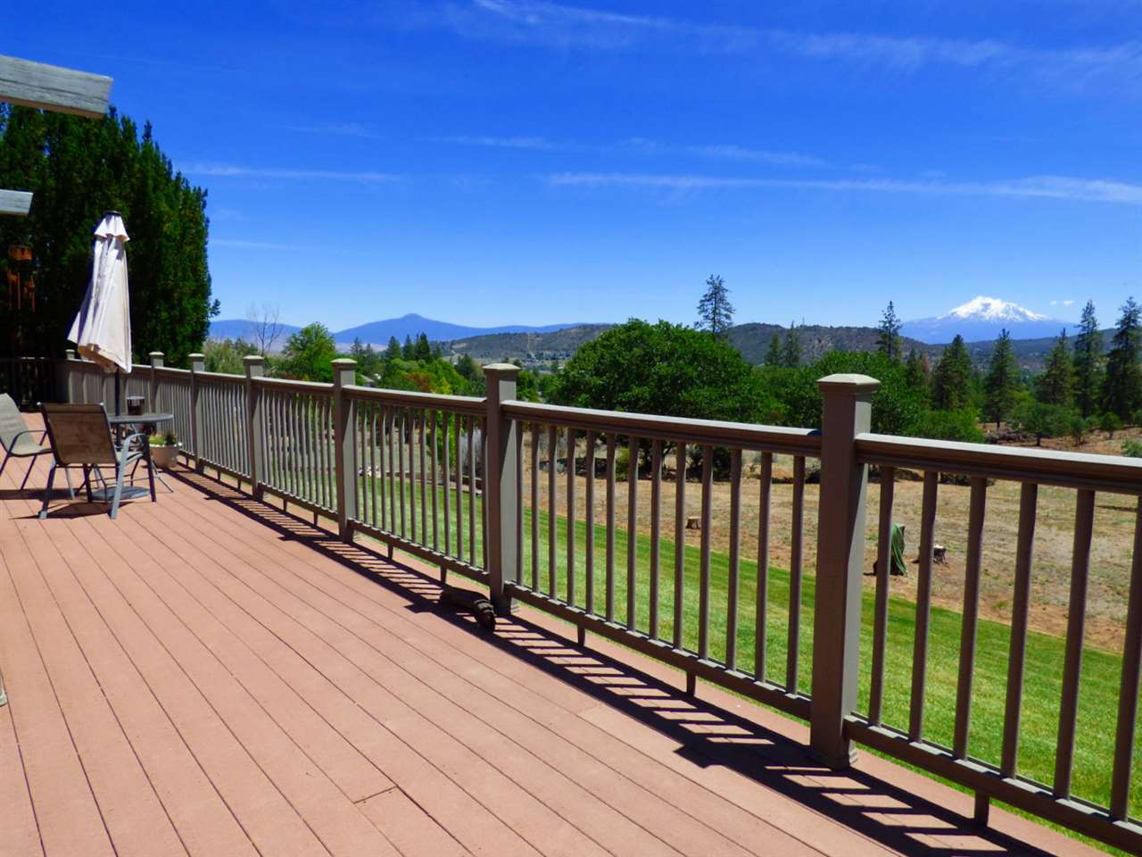 187 Humbug Road Yreka, CA 96097 - Photo 2 of 27 Gallery Image 2