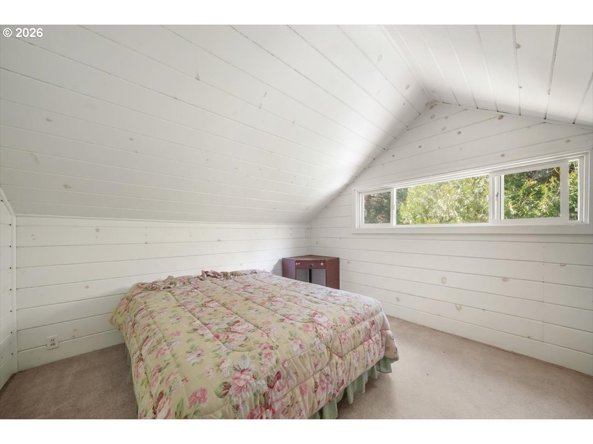 331 Hobbs Lane Glendale, OR 97442 - Photo 26 of 45 Bedroom