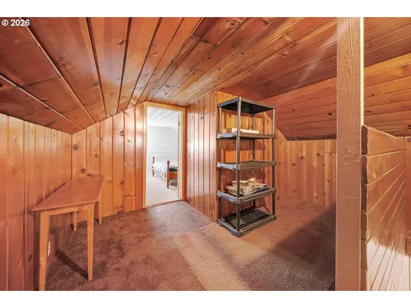 $314,900 | 331 Hobbs Lane, Glendale, OR 97442