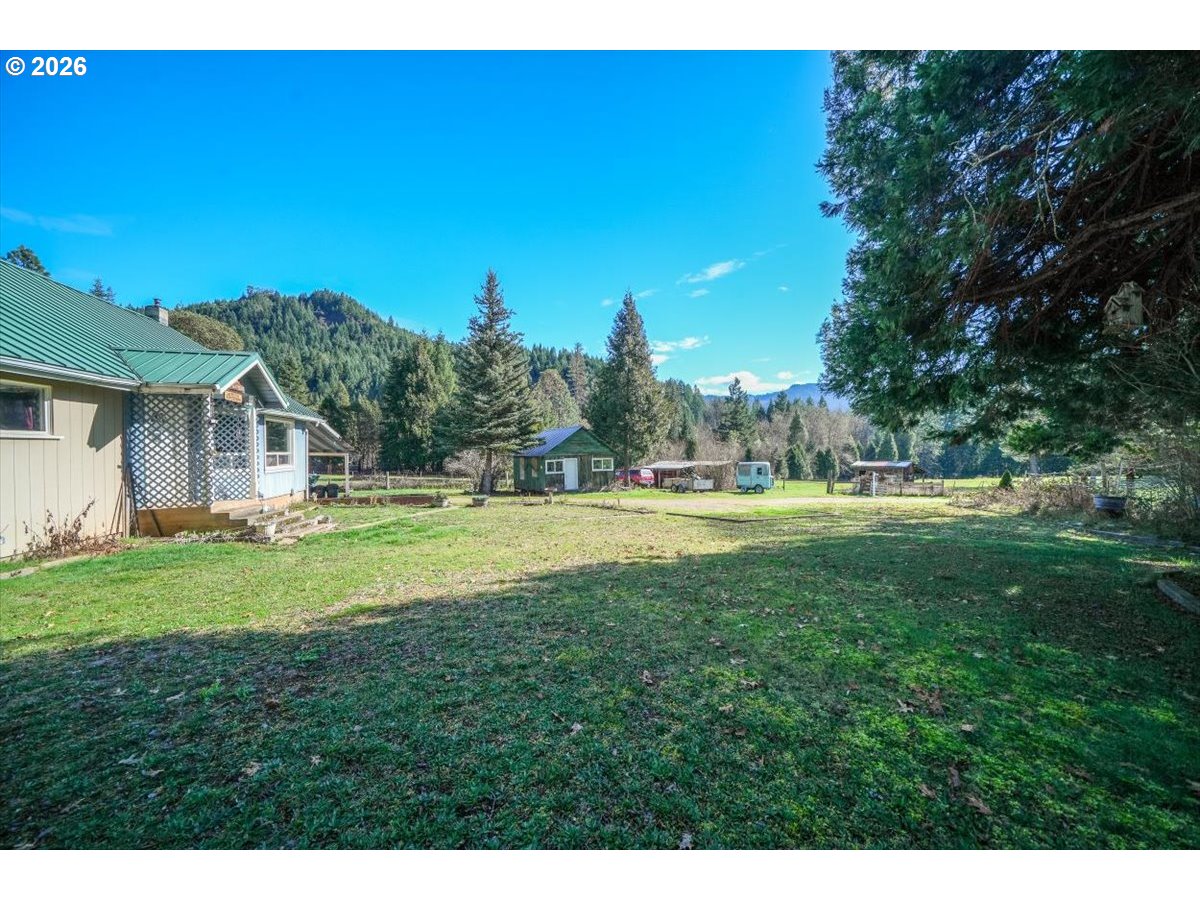 331 Hobbs Lane Glendale, OR 97442 - Photo 31 of 45 Yard