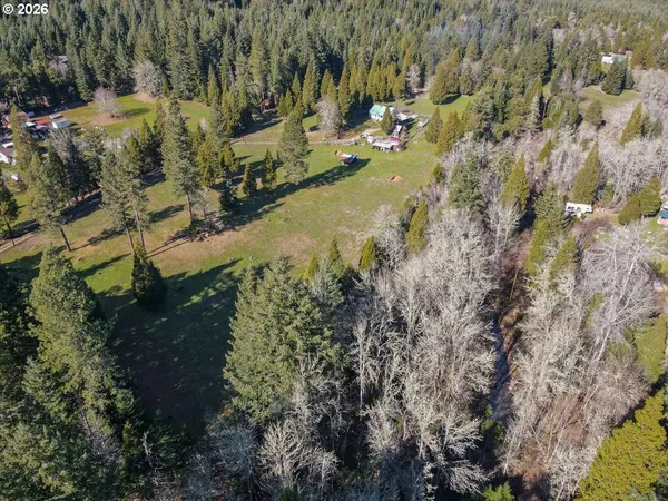 $314,900 | 331 Hobbs Lane, Glendale, OR 97442