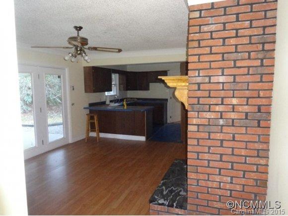 570 Welch Road Franklin, NC 28734 - Photo 6 of 13 Gallery Image 6