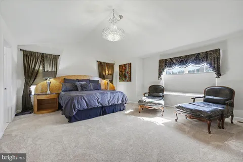 $699,900 | 230 Ironstone Lane, Elverson, PA 19520