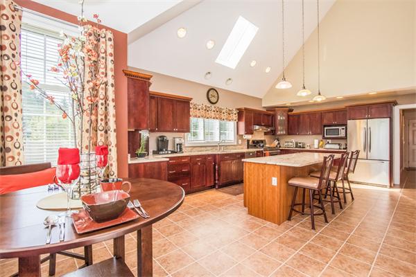 13 Bryant Lane Rochester, MA 02770 - Photo 8 of 15