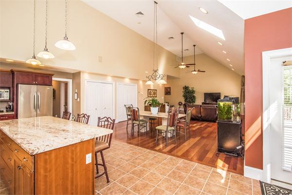 13 Bryant Lane Rochester, MA 02770 - Photo 9 of 15