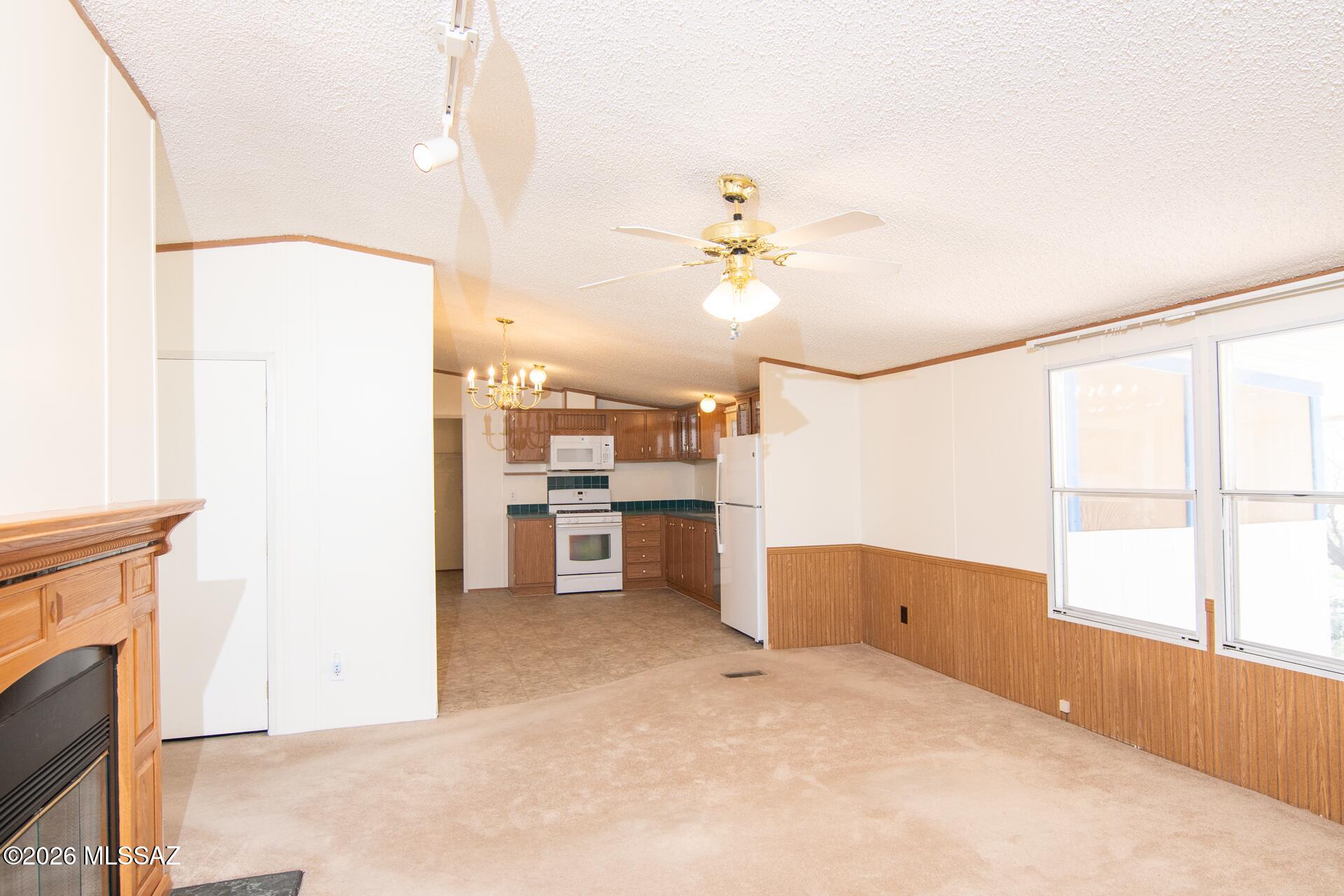 5538 East Hermans Road Tucson, AZ 85756 - Photo 9 of 32 DSC_0742