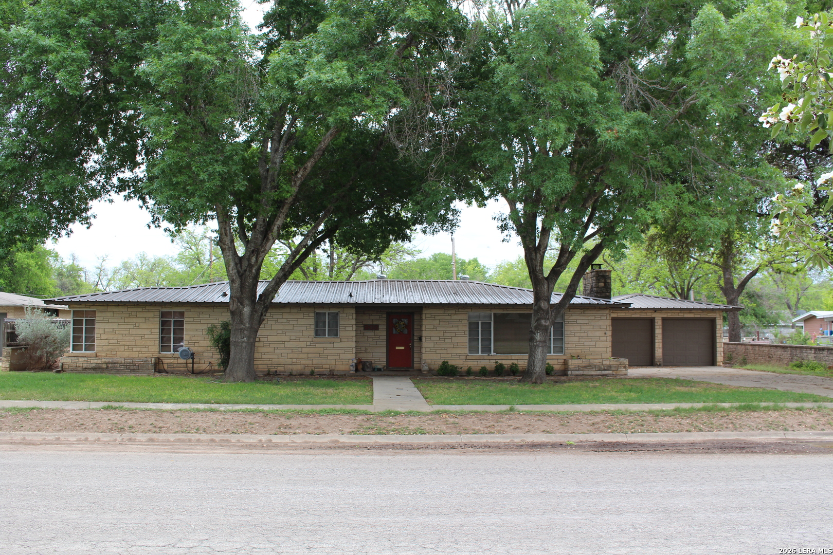 803 Cherry Street Uvalde, TX 78801 - Photo 1 of 17