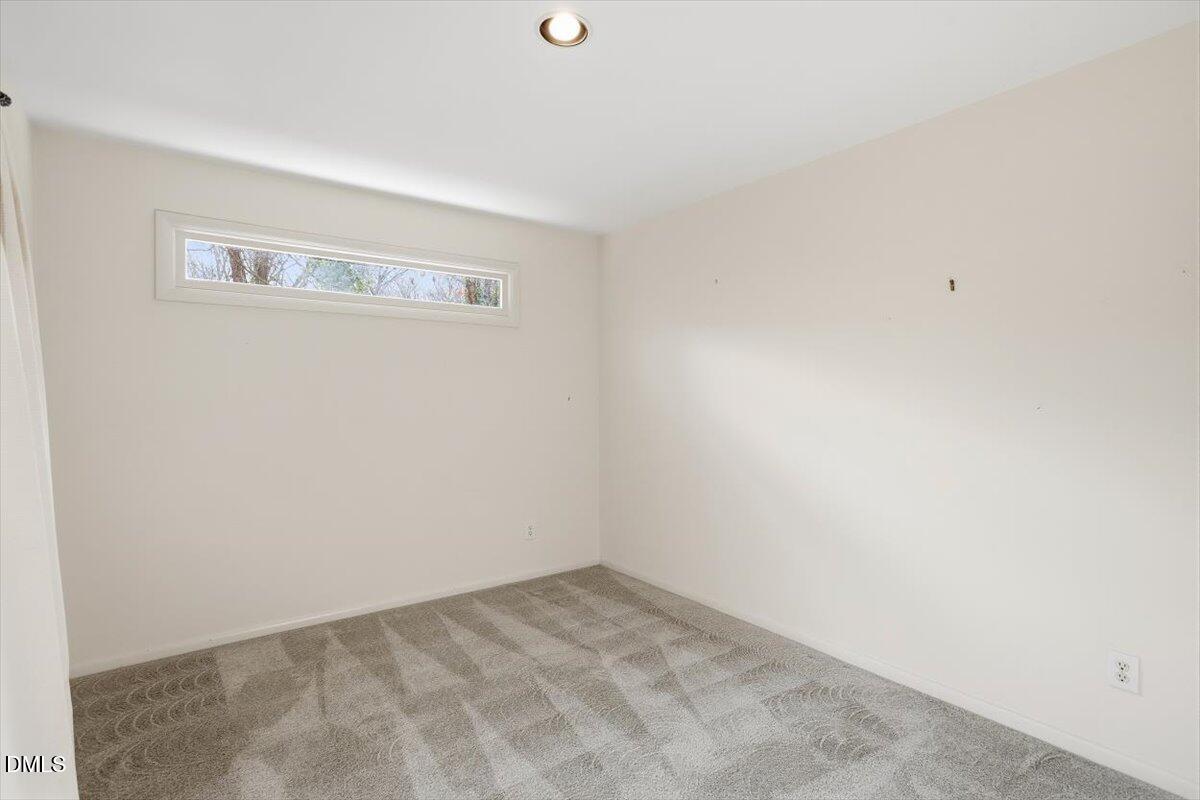 620 Sugarberry Road Chapel Hill, NC 27514 - Photo 10 of 33