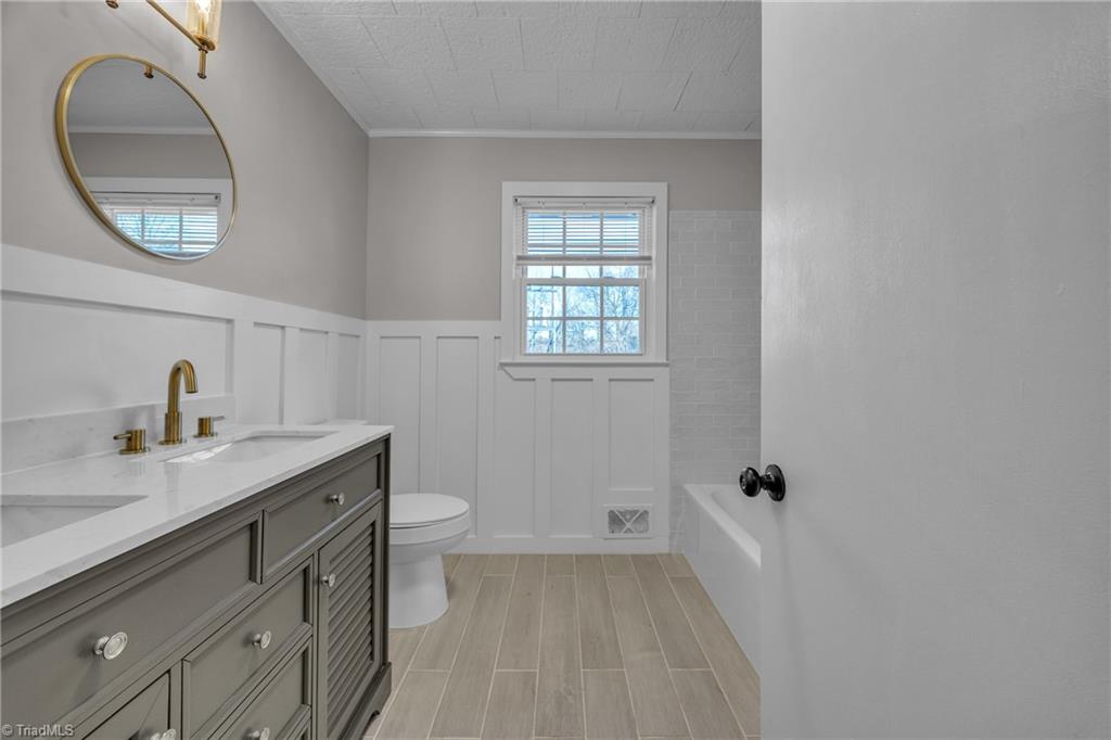 3579 Sparta Road North Wilkesboro, NC 28659 - Photo 14 of 33