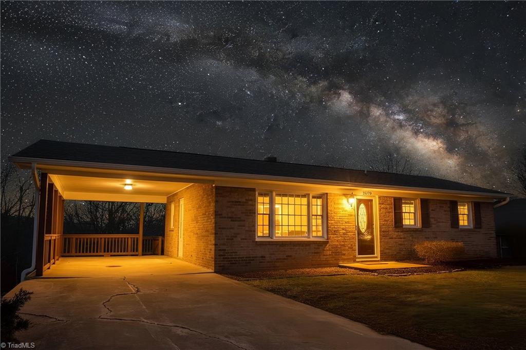 3579 Sparta Road North Wilkesboro, NC 28659 - Photo 3 of 33