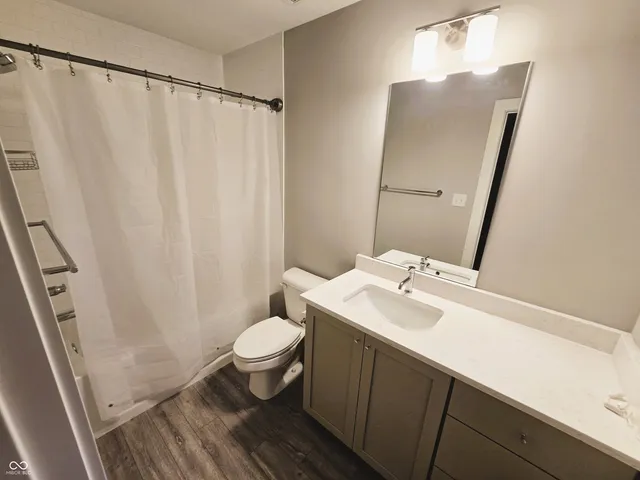 $2,350 | 28 Central Greens Boulevard, Indianapolis, IN 46222