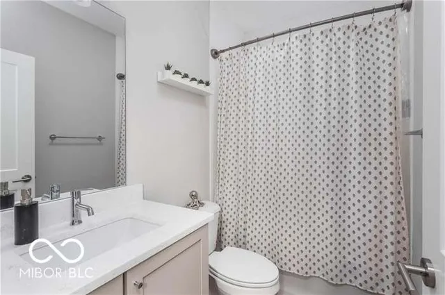 $2,350 | 28 Central Greens Boulevard, Indianapolis, IN 46222