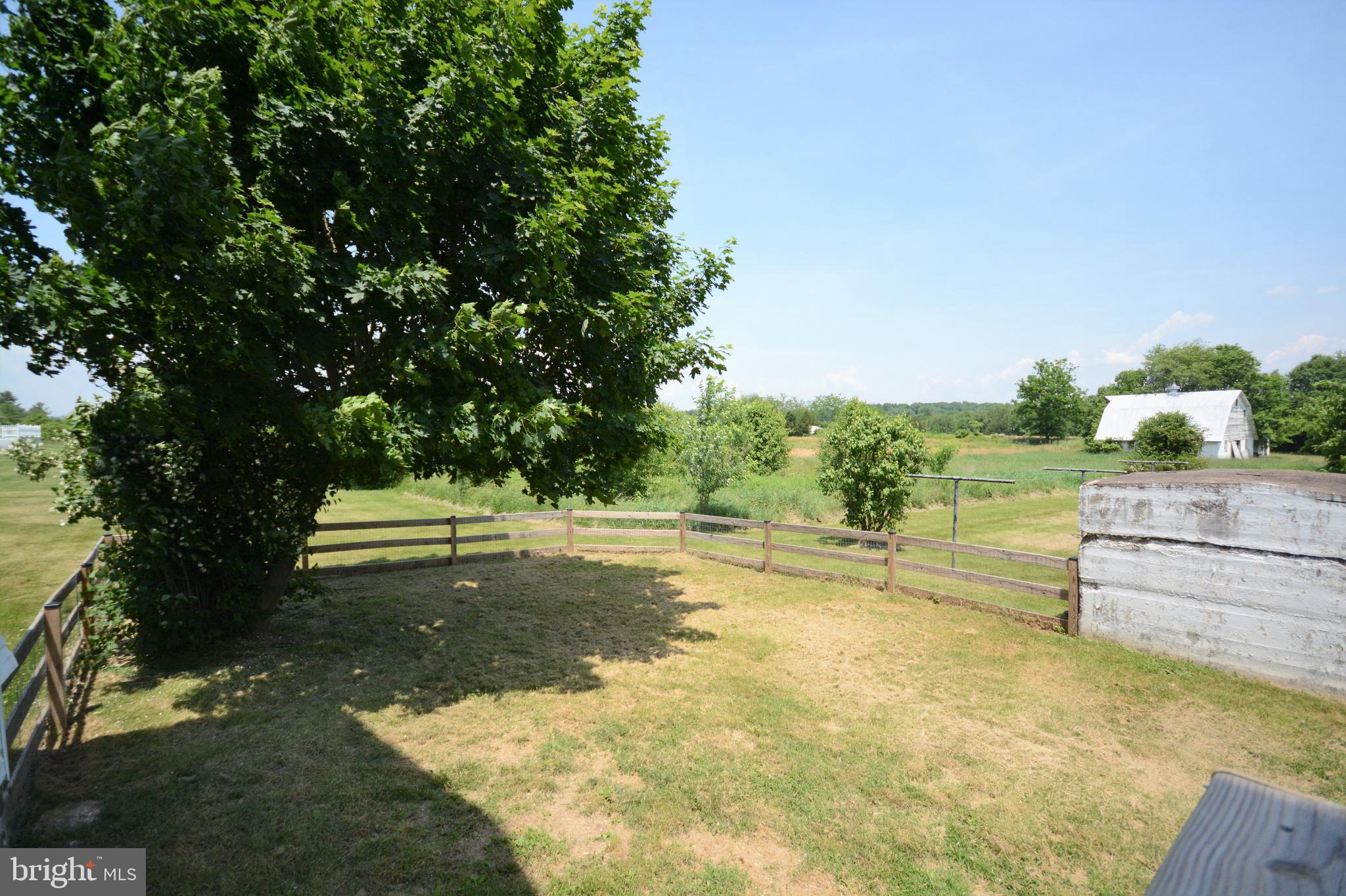 11126 Keysville Road Taneytown, MD 21787 - Photo 6 of 27