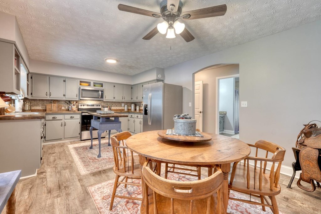 399 Pack Creek Road Blue Ridge, GA 30513 - Photo 24 of 56 Gallery Image 24