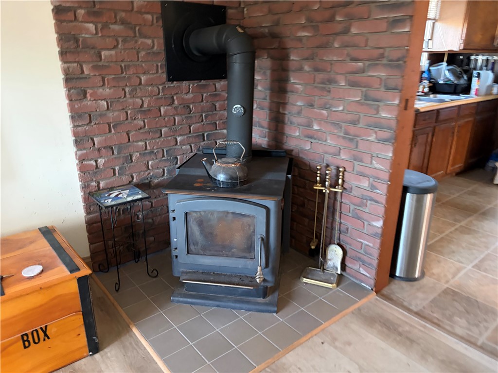 193 Shady Valley Road Coventry, RI 02816 - Photo 9 of 16 Wood stove