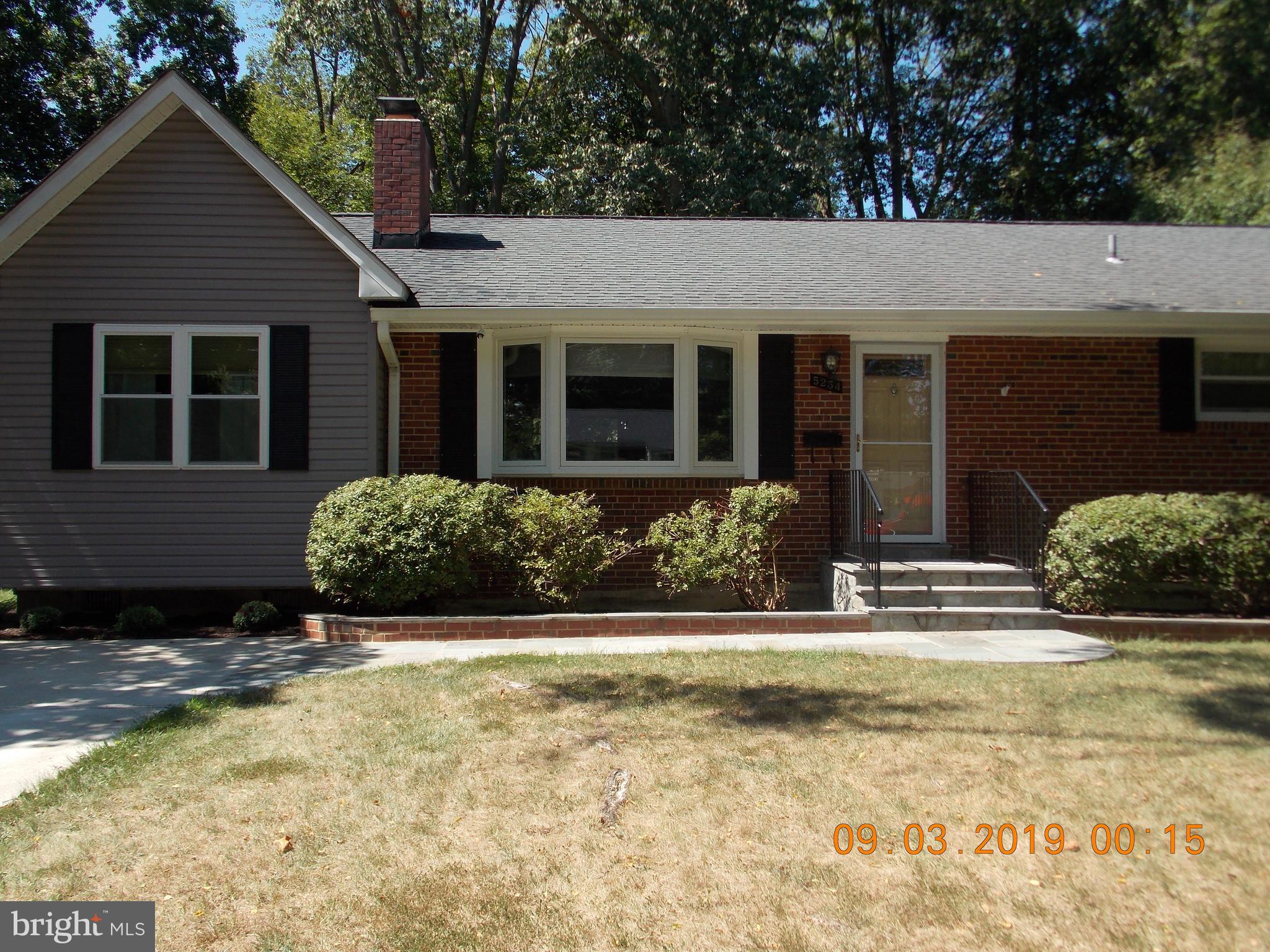 5234 Inverchapel Road Springfield, VA 22151 - Photo 12 of 58 Front of home.