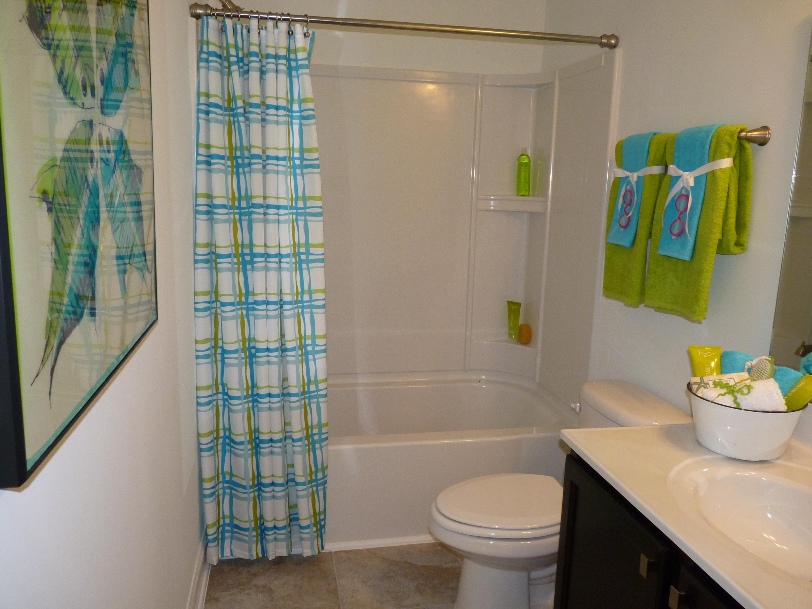 188 Hickory Ridge Way Summerville, SC 29483 - Photo 23 of 46 Bathroom 2