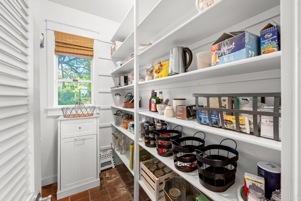 3192 Los Alisos Drive Fallbrook, CA 92028 - Photo 16 of 70 pantry