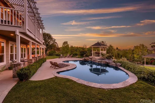 $1,898,747 | 3192 Los Alisos Drive, Fallbrook, CA 92028