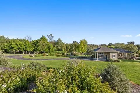 $1,898,747 | 3192 Los Alisos Drive, Fallbrook, CA 92028