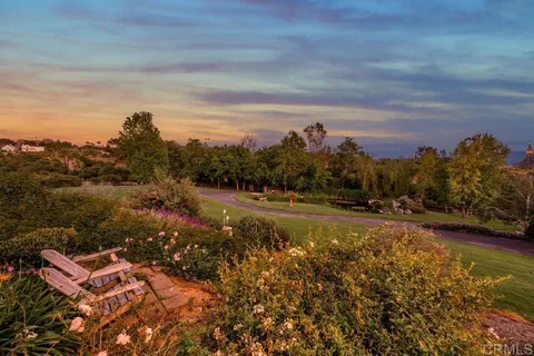 $1,898,747 | 3192 Los Alisos Drive, Fallbrook, CA 92028
