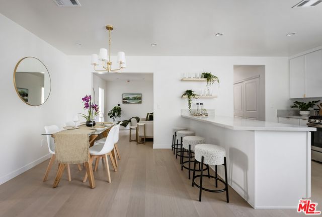 $898,000 | 4918 10th Avenue, Los Angeles, CA 90043