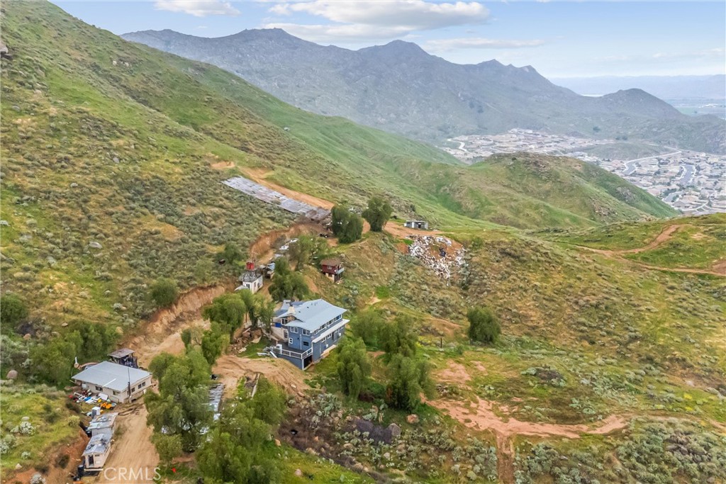 23255 Warren Road San Jacinto, CA 92582 - Photo 10 of 56 a view of mountains and mountain view
