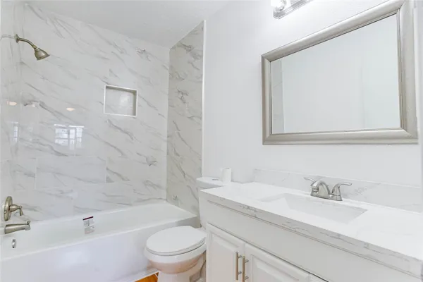$1,875 | 7535 Roaring Springs Drive, Houston, TX 77064