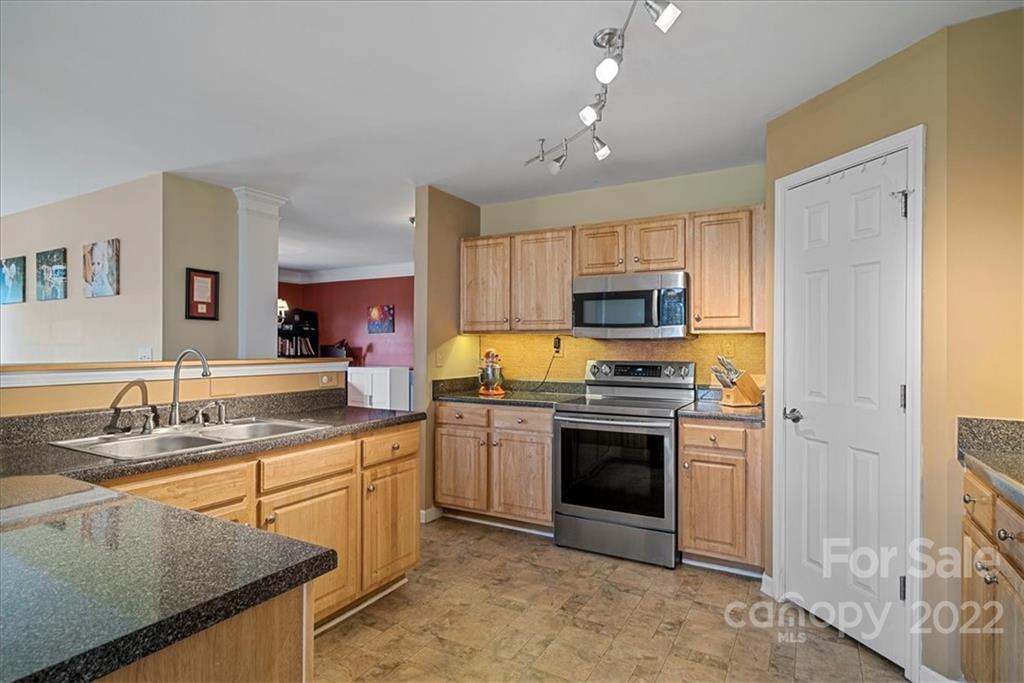 128 Scanlon Road Mooresville, NC 28115 - Photo 16 of 29 Gallery Image 16
