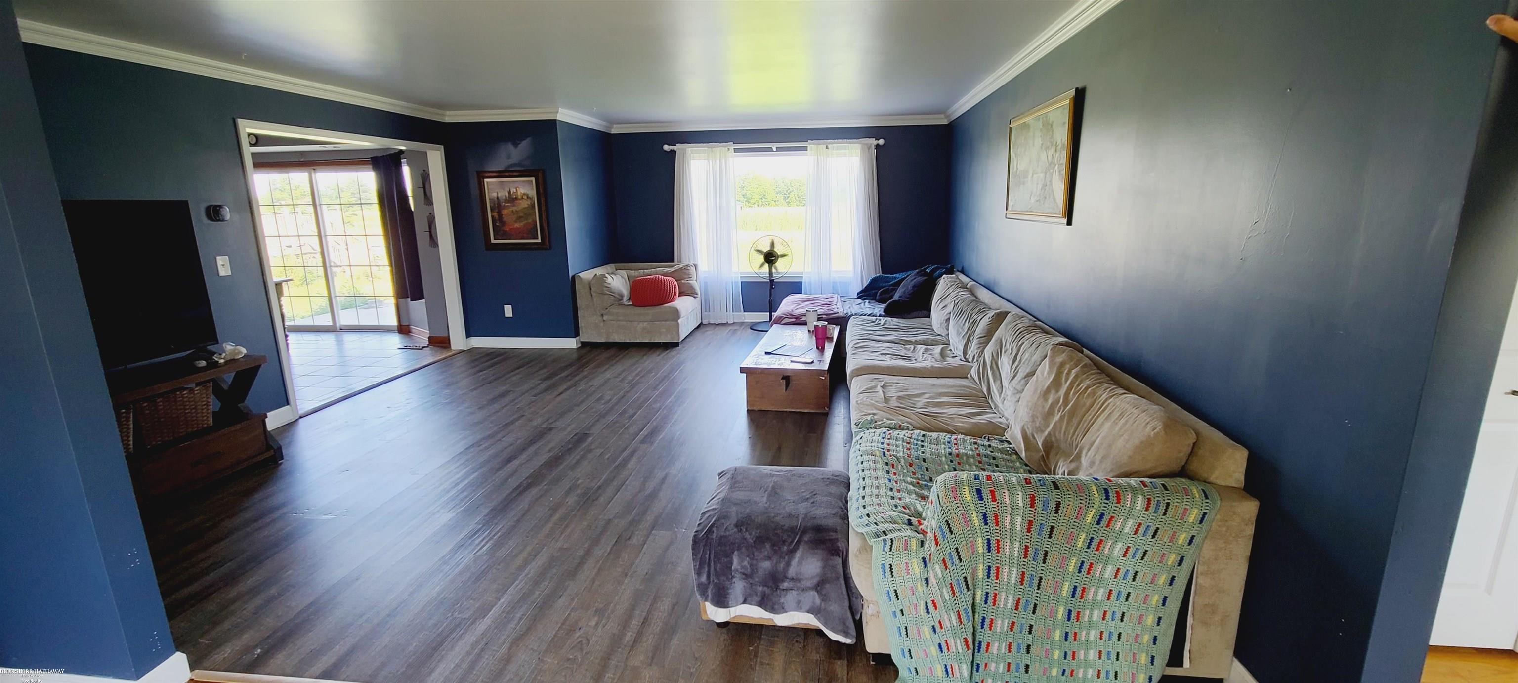 615 Stoddard Road Columbus, MI 48063 - Photo 4 of 31 50087091-3.JPG