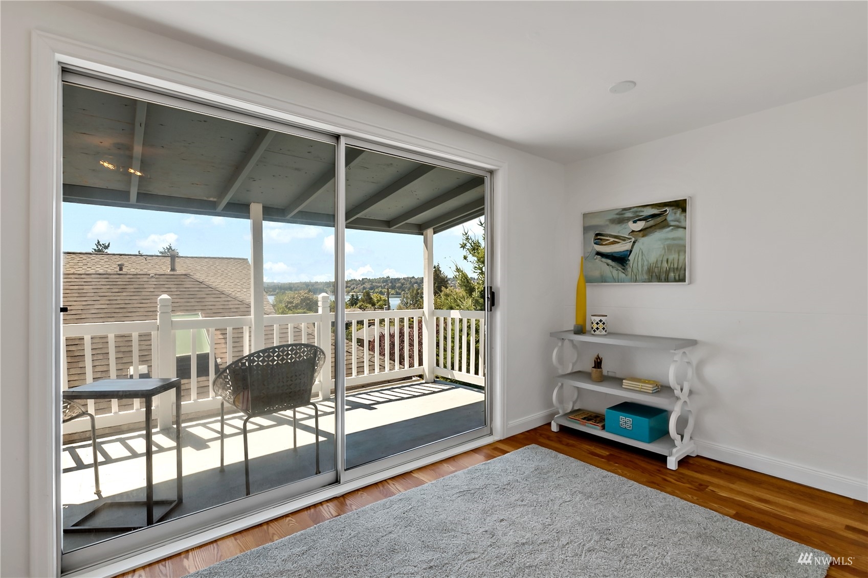 7724 Meridian Avenue North Seattle, WA 98103 - Photo 21 of 38 Gallery Image 21
