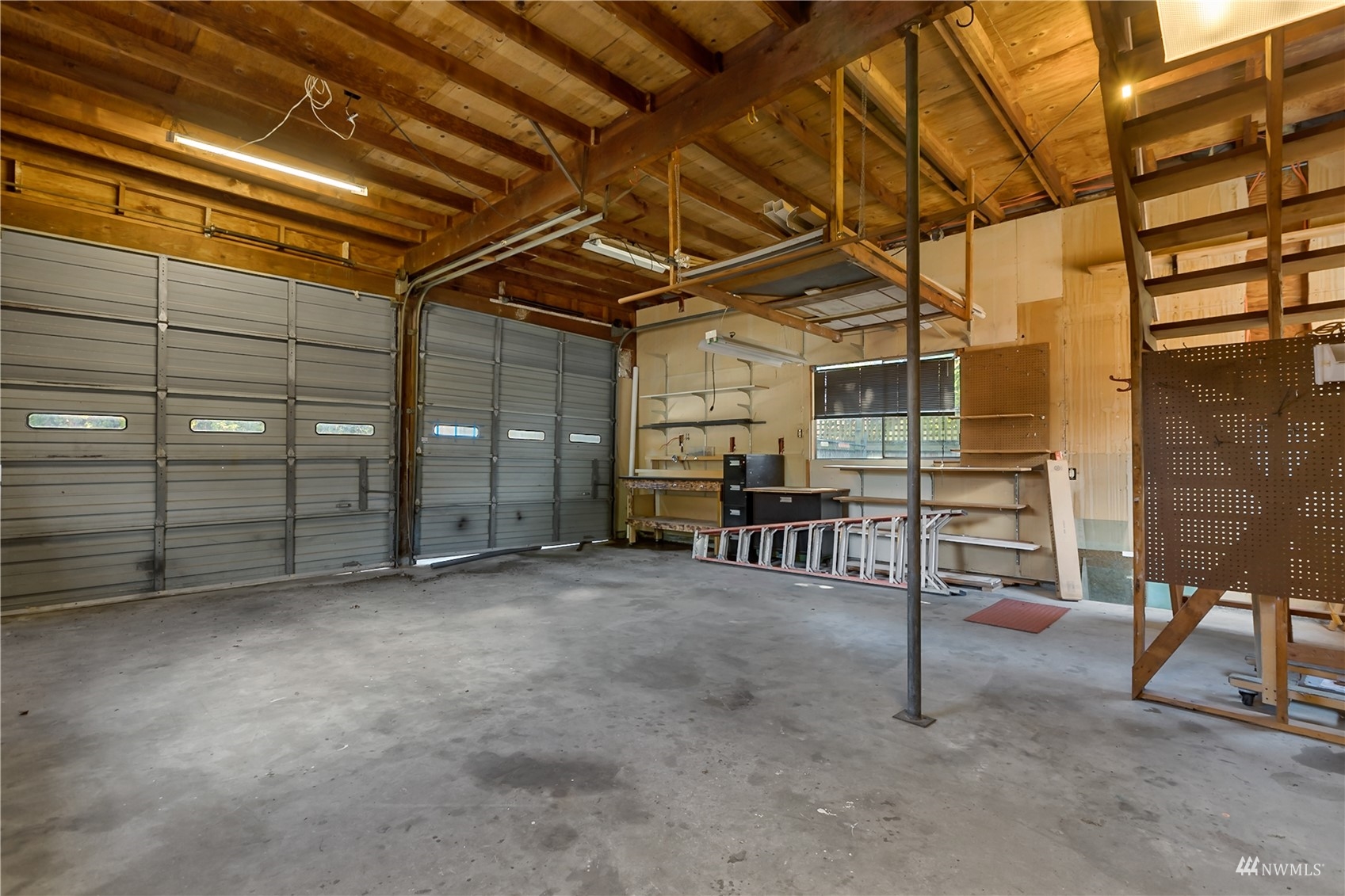 7724 Meridian Avenue North Seattle, WA 98103 - Photo 27 of 38 Gallery Image 27