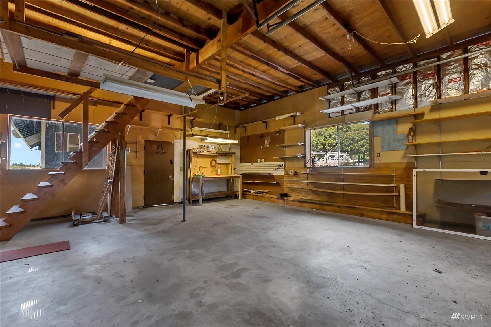 7724 Meridian Avenue North Seattle, WA 98103 - Photo 28 of 38 Gallery Image 28