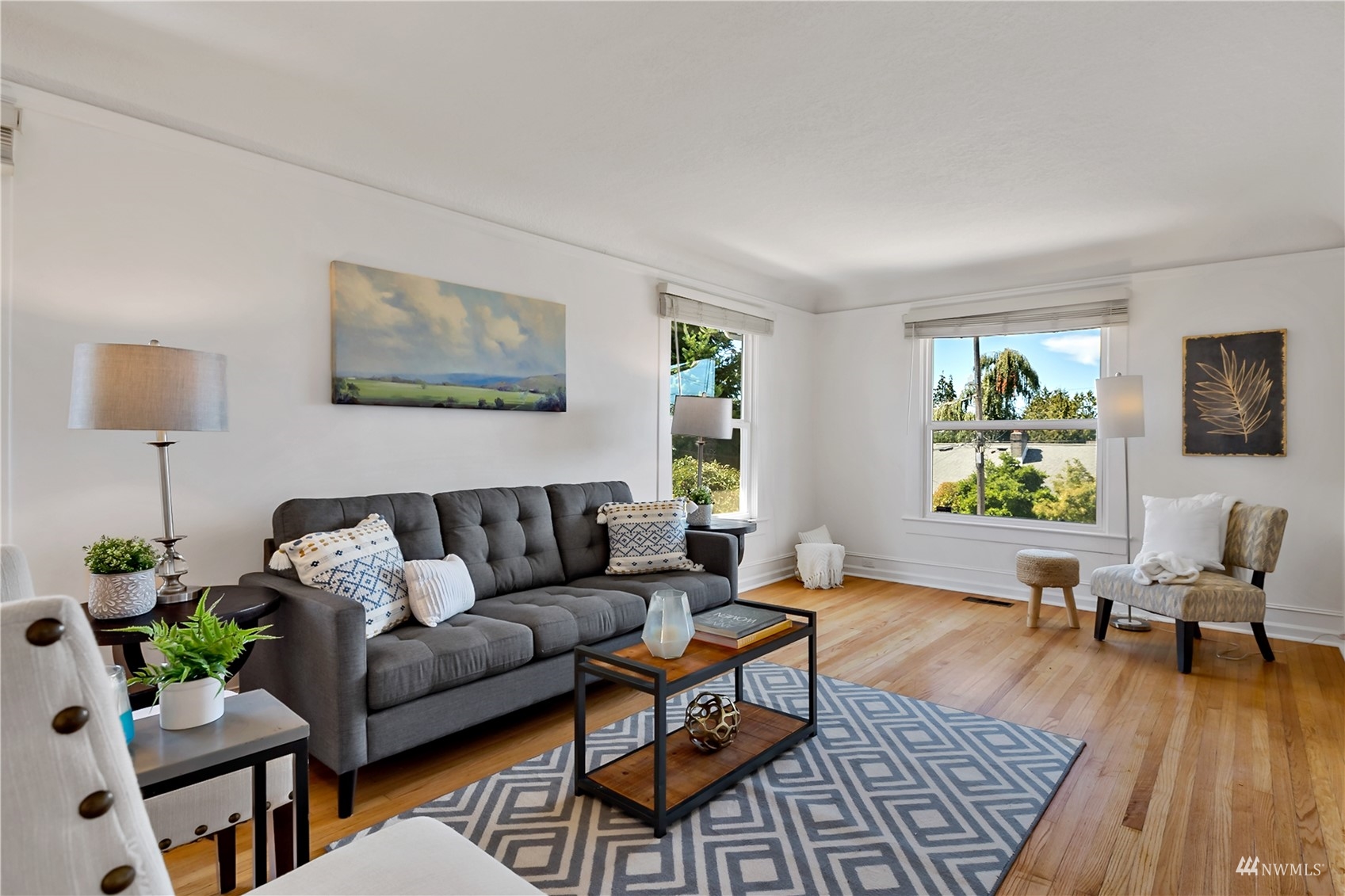 7724 Meridian Avenue North Seattle, WA 98103 - Photo 7 of 38 Gallery Image 7
