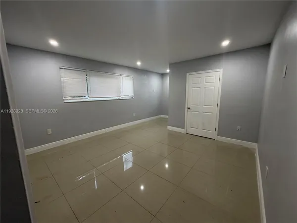 $5,950 | 45 Northwest 99th Street, Miami Shores, FL 33150