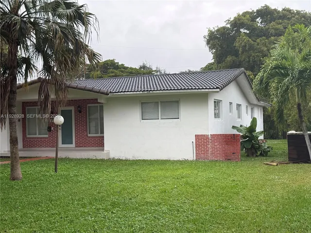 $6,900 | 45 Northwest 99th Street, Miami Shores, FL 33150