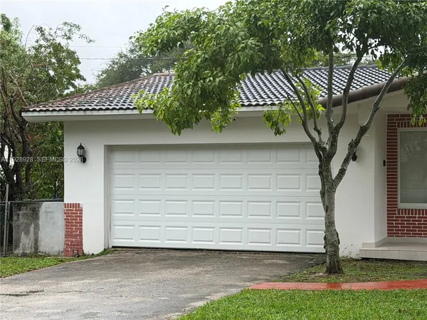 $5,950 | 45 Northwest 99th Street, Miami Shores, FL 33150