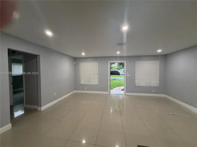 $6,900 | 45 Northwest 99th Street, Miami Shores, FL 33150