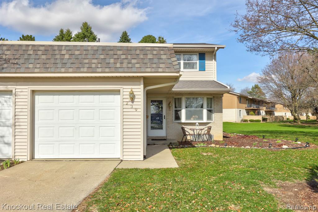 239 Churchgrove Road Frankenmuth, MI 48734 - Photo 2 of 45