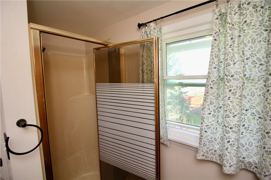 1445 Mertensia Road Farmington, NY 14425 - Photo 18 of 26