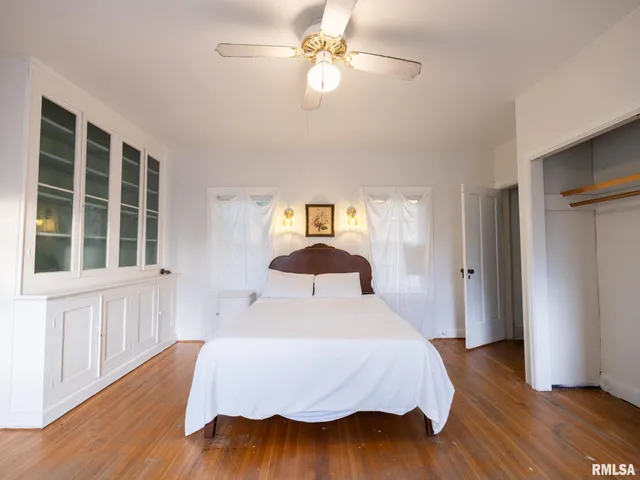 $114,900 | 335 Buena Vista Avenue, Pekin, IL 61554