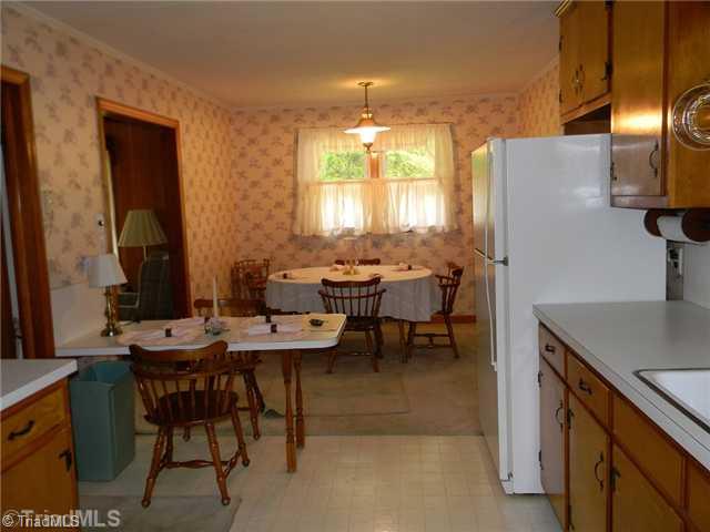 1614 Clingman Road Ronda, NC 28670 - Photo 7 of 12 Kitchen.