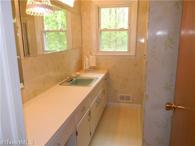 1614 Clingman Road Ronda, NC 28670 - Photo 10 of 12 Other Bath.