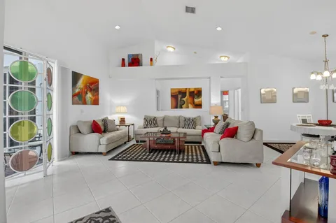 $599,000 | 6032 Rossmoor Lakes Court, Boynton Beach, FL 33437