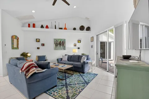 $599,000 | 6032 Rossmoor Lakes Court, Boynton Beach, FL 33437