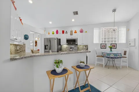 $599,000 | 6032 Rossmoor Lakes Court, Boynton Beach, FL 33437