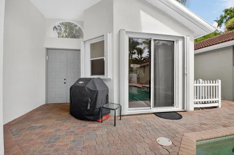 $599,000 | 6032 Rossmoor Lakes Court, Boynton Beach, FL 33437