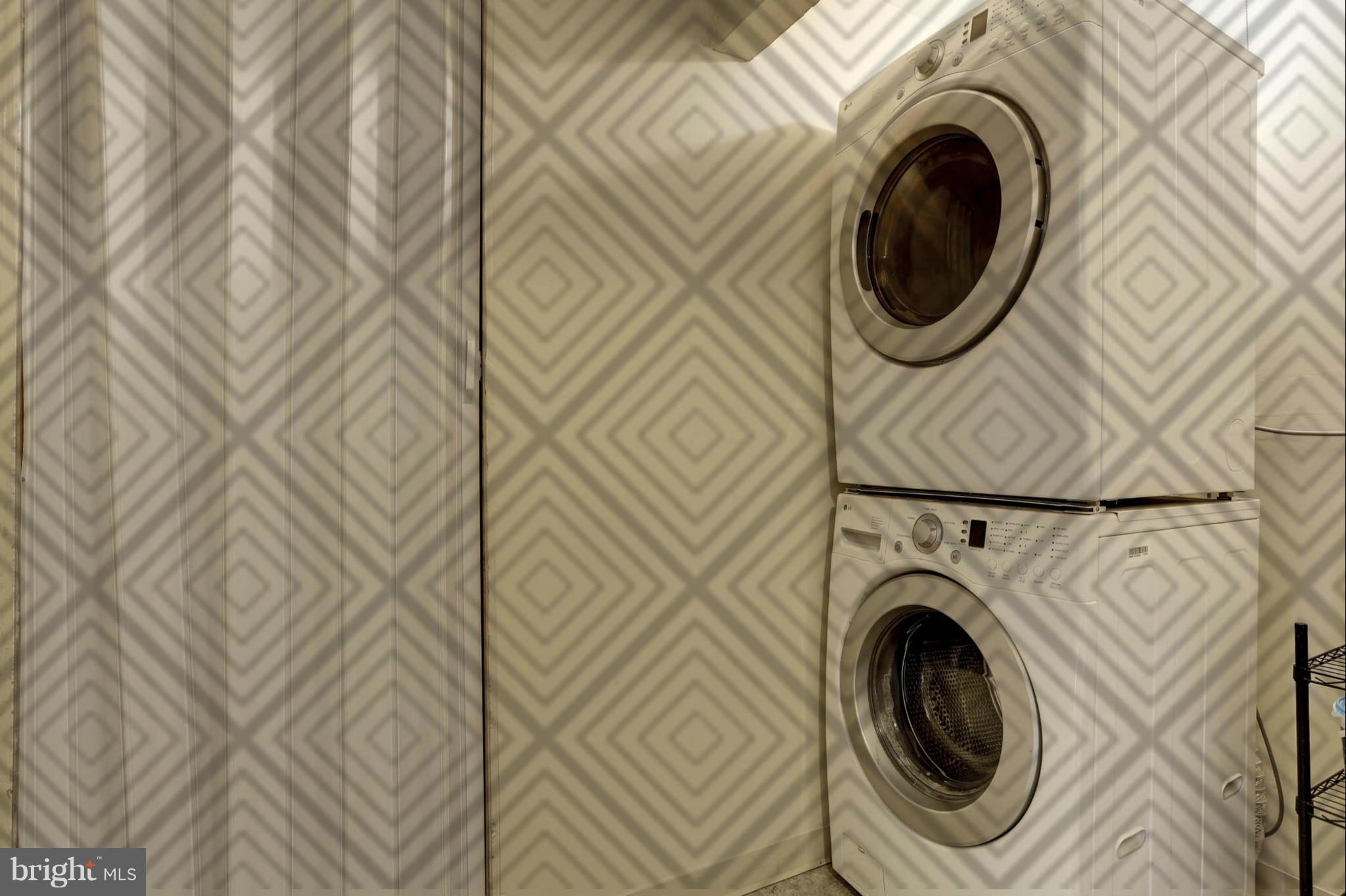 5613 Rivendell Place Frederick, MD 21703 - Photo 10 of 13 laundry