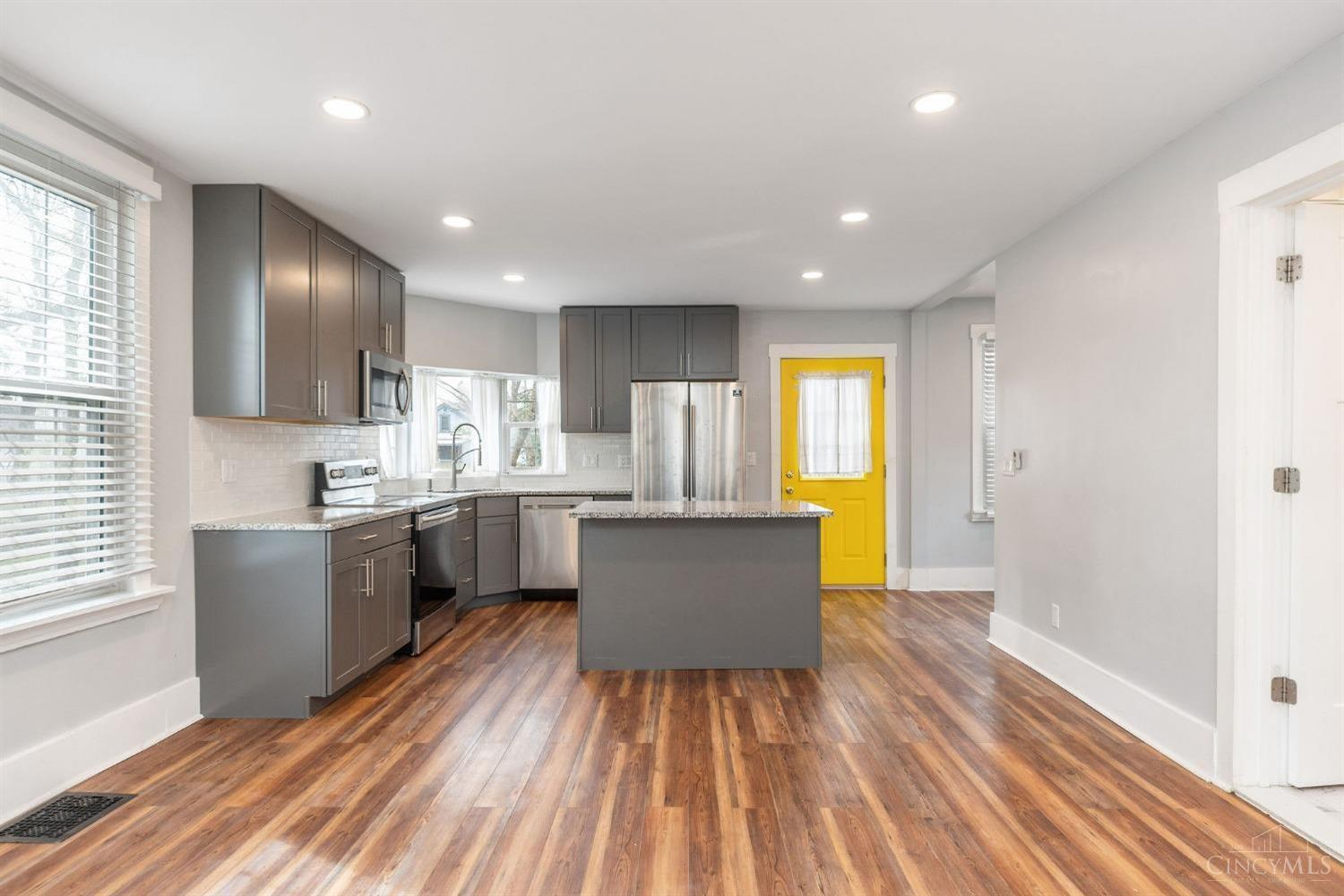 6123 Madison Road Cincinnati, OH 45227 - Photo 19 of 50 Gallery Image 19
